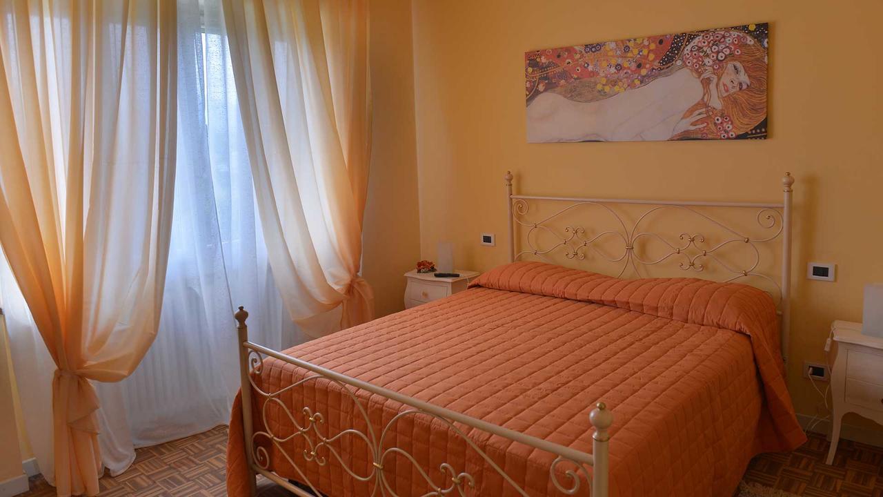 Bed and Breakfast La Locanda Francigena Лукка Екстер'єр фото